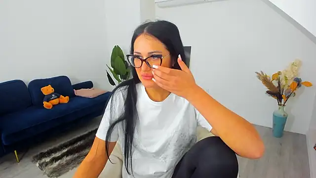 AnyaEvy online show from 12, 3, 2026