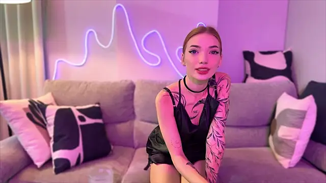 Snapshot of LinaaVelle chatting on 23, 3, 2026 LinaaVelle online show from 23, 3, 2026