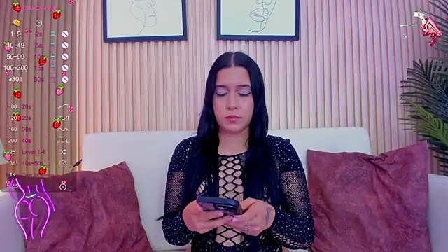 Snapshot of Amy_Leah chatting on 20, 11, 2025 Amy Leah online show from 20, 11, 2025