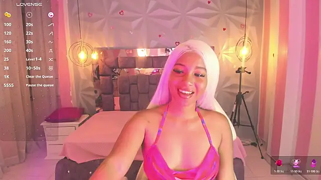 Snapshot of Saloome_collins chatting on 12, 11, 2025 Saloome collins online show from 12, 11, 2025