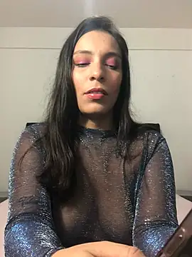 Snapshot of Vianca_Costt chatting on 1, 5, 2026 Vianca Costt online show from 1, 5, 2026