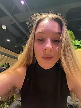 SashaCatt online show from 2, 12, 2025