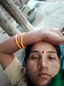 Snapshot of Seema_ji12 chatting on 20, 5, 2026 Seema ji12 online show from 20, 5, 2026