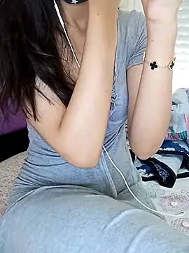 Snapshot of Faton_x chatting on 15, 3, 2026 Faton x online show from 15, 3, 2026