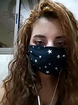 Snapshot of Faton_x chatting on 5, 4, 2026 Faton x online show from 5, 4, 2026