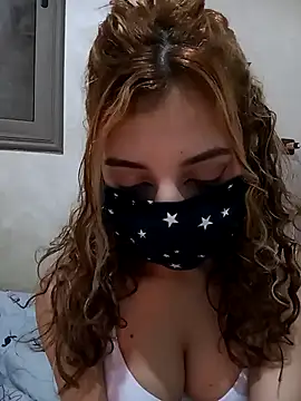 Snapshot of Faton_x chatting on 8, 4, 2026 Faton x online show from 8, 4, 2026