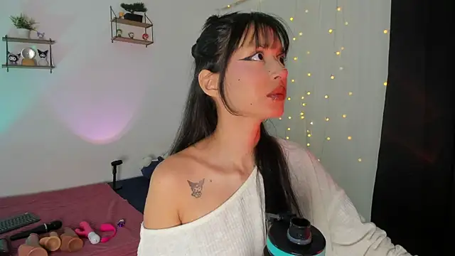 Snapshot of Tamara_Aluna_ chatting on 30, 7, 2026 Tamara Aluna online show from 30, 7, 2026