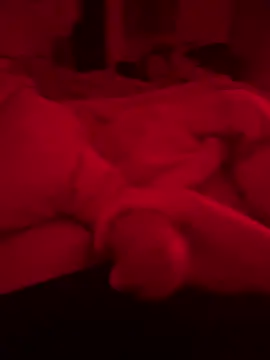 Snapshot of groschibre40100 chatting on 14, 11, 2025 groschibre40100 online show from 14, 11, 2025