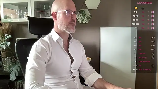 Snapshot of the_new_fit_rubinho chatting on 26, 3, 2026 the new fit rubinho online show from 26, 3, 2026