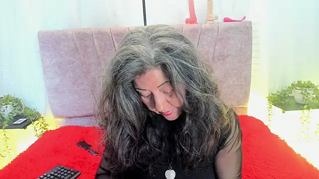 Victoriaa Anderson online show from 24, 3, 2026