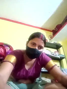 Snapshot of Hotbhabhi_089 chatting on 20, 4, 2026 Hotbhabhi 089 online show from 20, 4, 2026