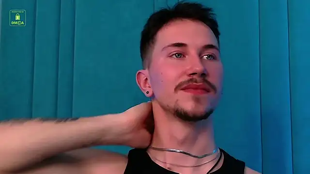 Snapshot of IskellaEvans chatting on 12, 11, 2025 IskellaEvans online show from 12, 11, 2025