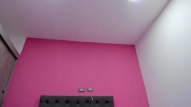 Snapshot of Veronica_Frost chatting on 18, 11, 2025 Veronica Frost online show from 18, 11, 2025