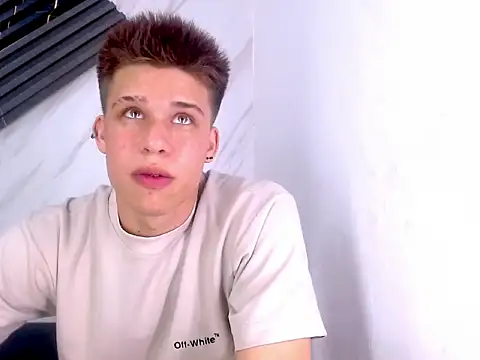 Liam York  online show from 18, 2, 2026