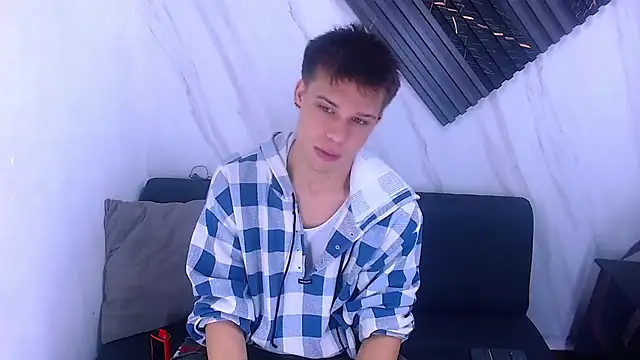 Snapshot of Liam_York_ chatting on 9, 3, 2026 Liam York online show from 9, 3, 2026