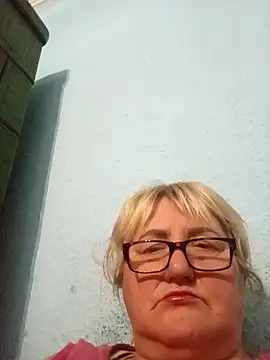 Snapshot of MilaTamila456 chatting on 17, 11, 2025 MilaTamila456 online show from 17, 11, 2025