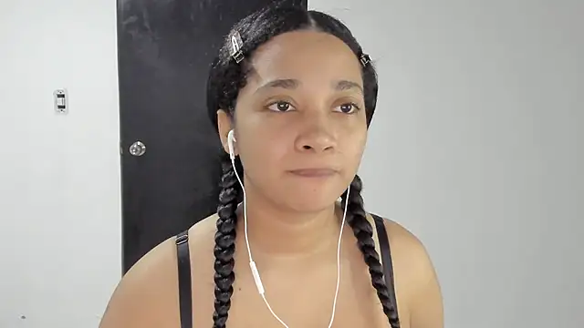 Snapshot of _sweetBlair_ chatting on 12, 4, 2026 sweetBlair online show from 12, 4, 2026