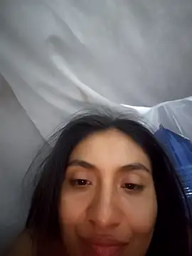 Snapshot of Uvit chatting on 9, 11, 2025 Uvit online show from 9, 11, 2025