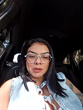 Snapshot of sofiaalarson chatting on 10, 4, 2026 sofiaalarson online show from 10, 4, 2026