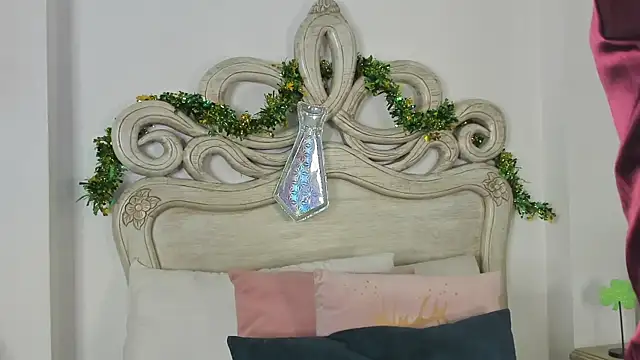 Snapshot of scarlett_smith_3 chatting on 18, 3, 2026 scarlett smith 3 online show from 18, 3, 2026