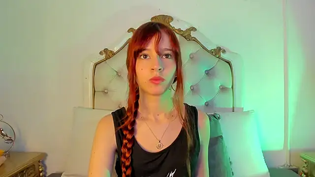 Snapshot of scarlett_smith_3 chatting on 22, 4, 2026 scarlett smith 3 online show from 22, 4, 2026