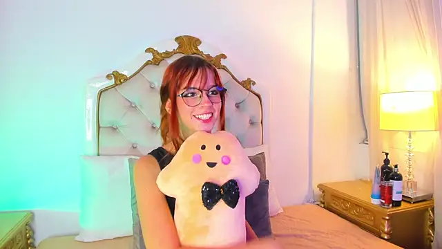 Snapshot of scarlett_smith_3 chatting on 6, 6, 2026 scarlett smith 3 online show from 6, 6, 2026