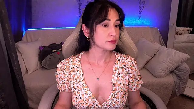 CarolinaaFoxyyy online show from 27, 11, 2025