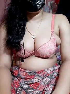 Snapshot of HotGirl23231 chatting on 4, 4, 2026 HotGirl23231 online show from 4, 4, 2026