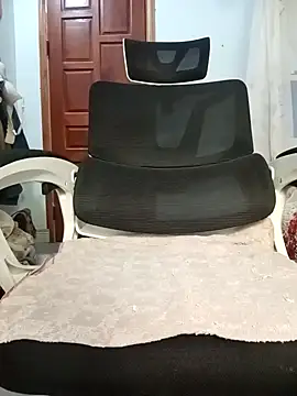 Em-mupmup online show from 29, 11, 2025