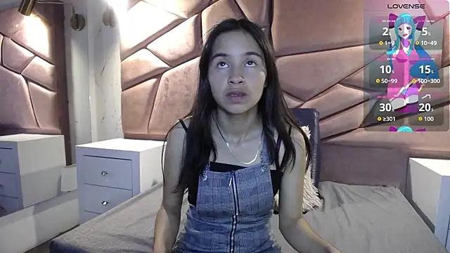 bunnywhite21 online show from 23, 11, 2025