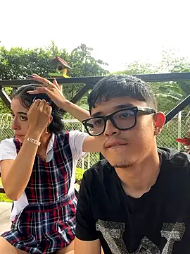 Snapshot of SAMANTHA_AND_PETER chatting on 2, 12, 2025 SAMANTHA AND PETER online show from 2, 12, 2025