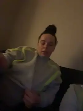 Kinkycouple142 online show from 14, 3, 2026