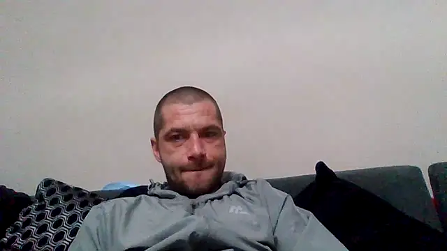 Snapshot of Kinkycouple142 chatting on 27, 3, 2026 Kinkycouple142 online show from 27, 3, 2026