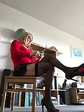 simone xdressing online show from 16, 3, 2025