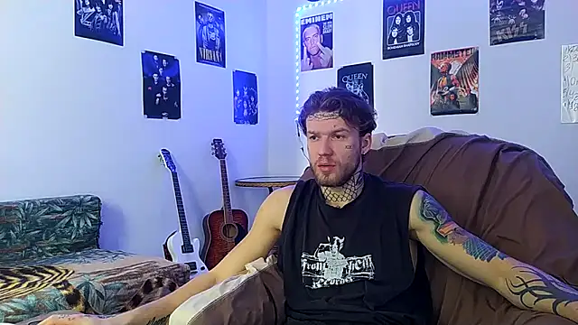 Huntall77 online show from 18, 12, 2025