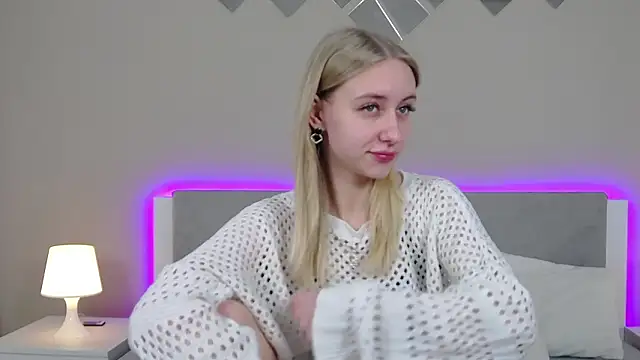 Snapshot of RachaelCute chatting on 6, 3, 2026 RachaelCute online show from 6, 3, 2026