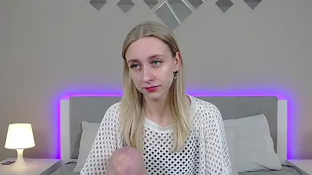 Snapshot of RachaelCute chatting on 8, 3, 2026 RachaelCute online show from 8, 3, 2026