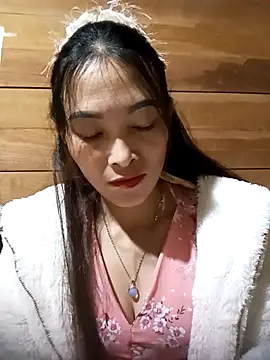 Snapshot of Soursop-op chatting on 14, 11, 2025 Soursop-op online show from 14, 11, 2025