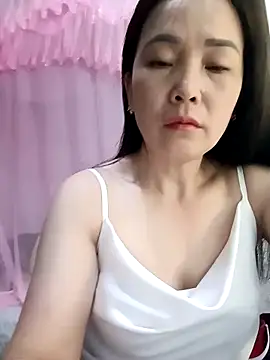 Snapshot of Feeling-hot chatting on 9, 5, 2026 Feeling-hot online show from 9, 5, 2026