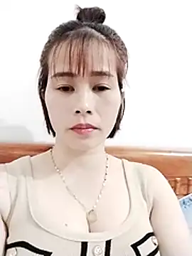 Snapshot of Swan-white123 chatting on 4, 12, 2025 Swan-white123 online show from 4, 12, 2025