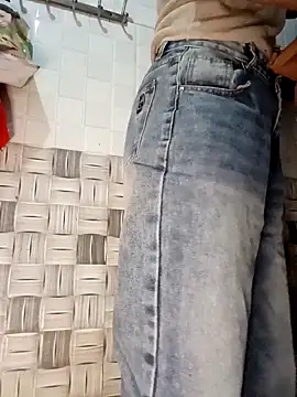 thuy-kieu online show from 2, 2, 2026