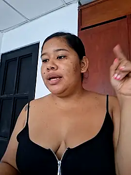 Snapshot of Sarahy- chatting on 3, 6, 2026 Sarahy- online show from 3, 6, 2026