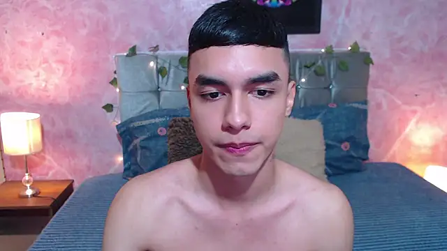 DUVAN MONTES online show from 12, 11, 2025