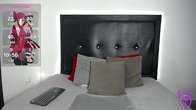 Snapshot of perla_stone_20 chatting on 27, 11, 2025 perla stone 20 online show from 27, 11, 2025