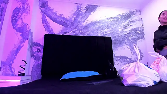 lilithDraven  online show from 10, 2, 2026