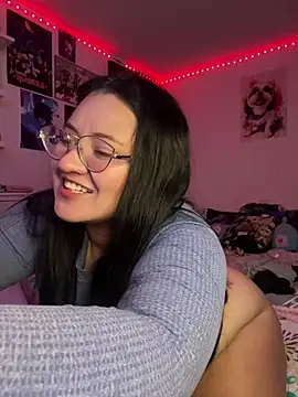 Snapshot of Just_danna chatting on 7, 7, 2026 Just danna online show from 7, 7, 2026