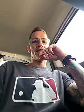 Snapshot of Lucasjandre chatting on 24, 3, 2026 Lucasjandre online show from 24, 3, 2026