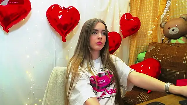 Snapshot of AlicaLOVEalisa777 chatting on 24, 2, 2026 AlicaLOVEalisa777 online show from 24, 2, 2026