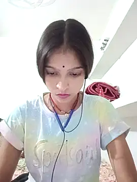 Snapshot of Mohnicute chatting on 4, 5, 2026 Mohnicute online show from 4, 5, 2026