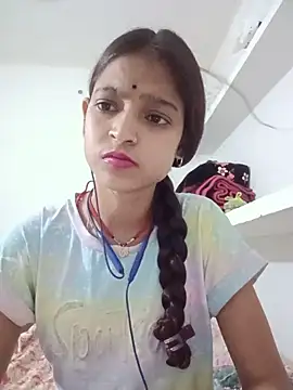 Snapshot of Mohnicute chatting on 21, 5, 2026 Mohnicute online show from 21, 5, 2026